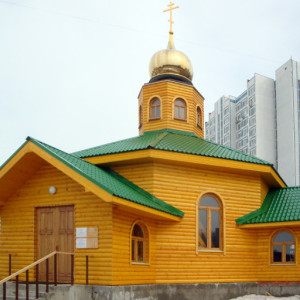 cropped-Храм-Алексея-В-Крылатском.jpg